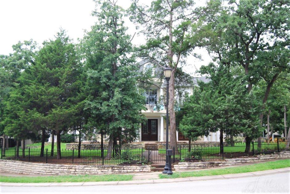 Southern traditional home exterior before