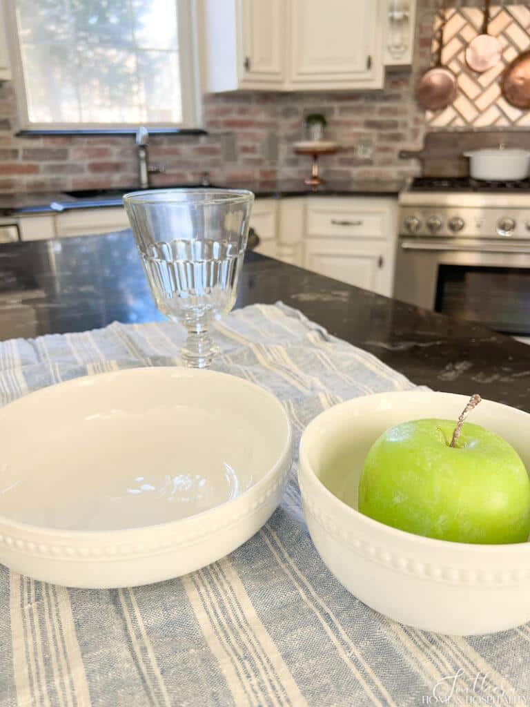 White beaded dinnerware bowls