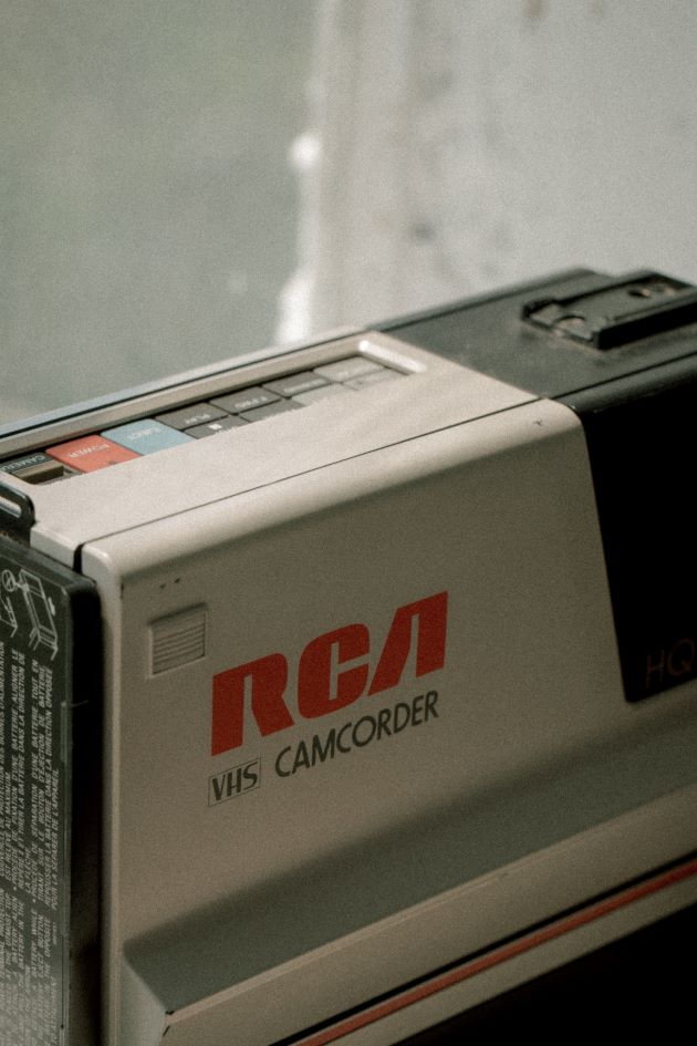 VHS Camcorder to play home movies to record digitally
