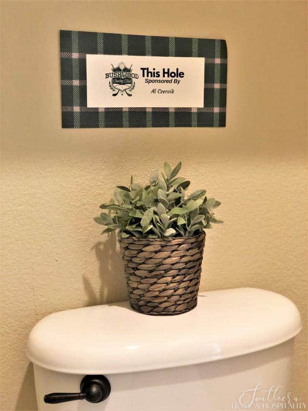 Caddyshack theme party with bathroom sign