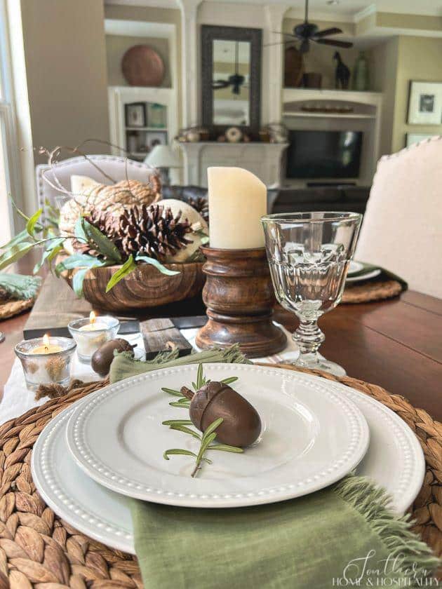 fall place setting with acorn