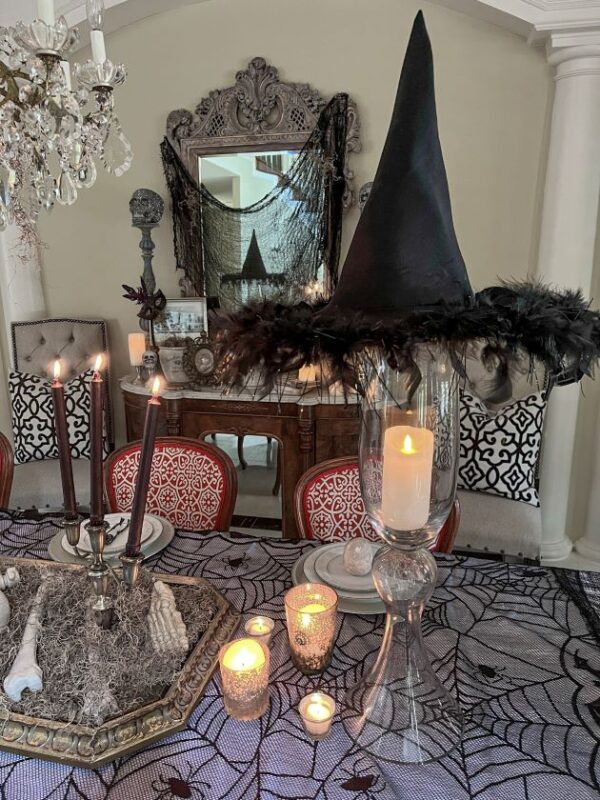 Southern Gothic Halloween Dining Room | Spooky Chic Tablescape Ideas