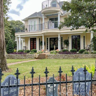 Halloween Home Tour: The Haunted Front Porch