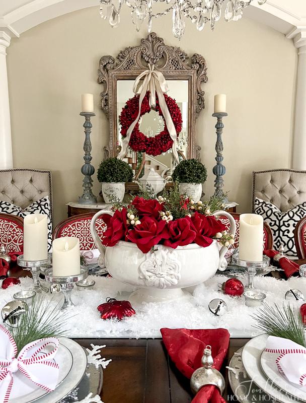 Elegant Red and White Holiday Dining Room