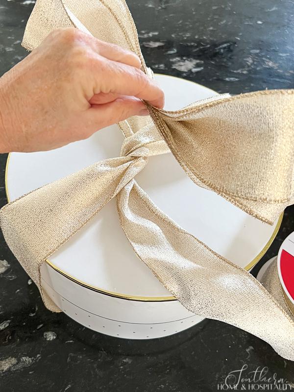 How to Tie an Multi Ribbon Bow for Valentines Day - Southern Charm