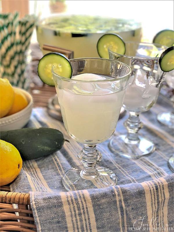 Cucumber Lemonade Vodka Cocktail