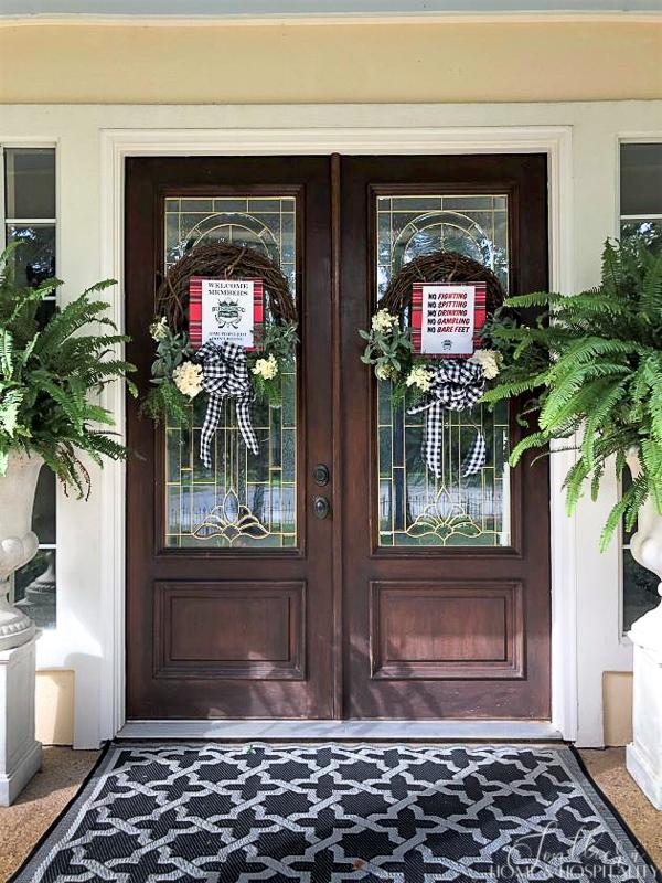 Golf themed party Caddyshack signs on front door