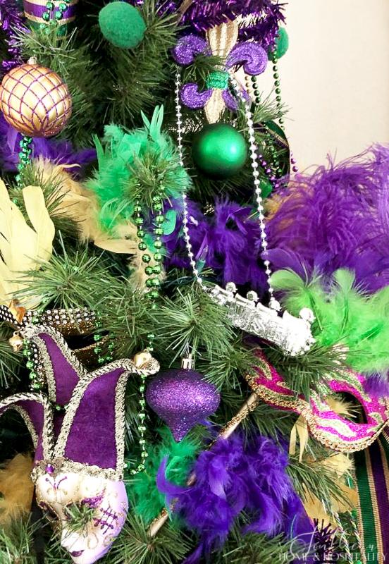 Mardi Gras Christmas Tree Theme 