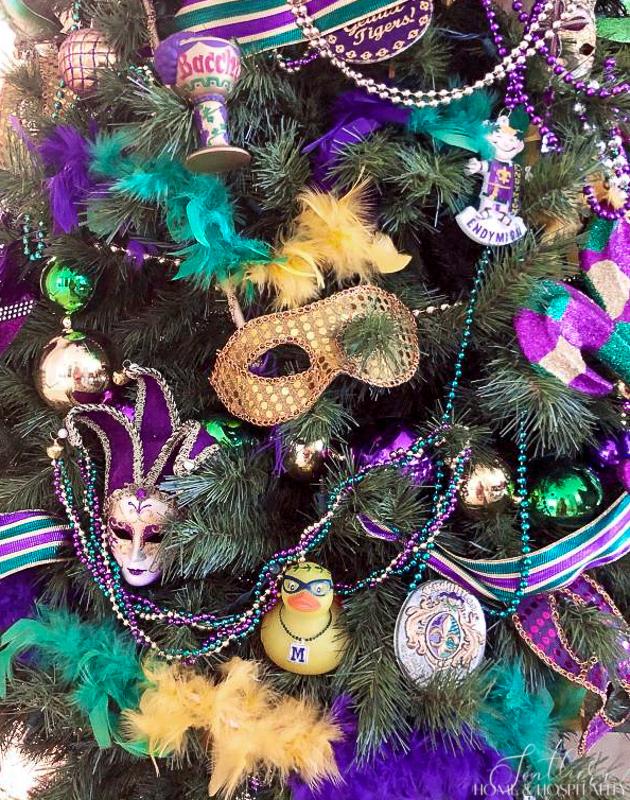 Mardi Gras tree with masks