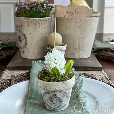 How to Create Vintage Spring Flower Pots with Transfers