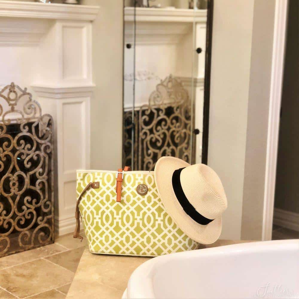 Spartina travel tote and summer hat