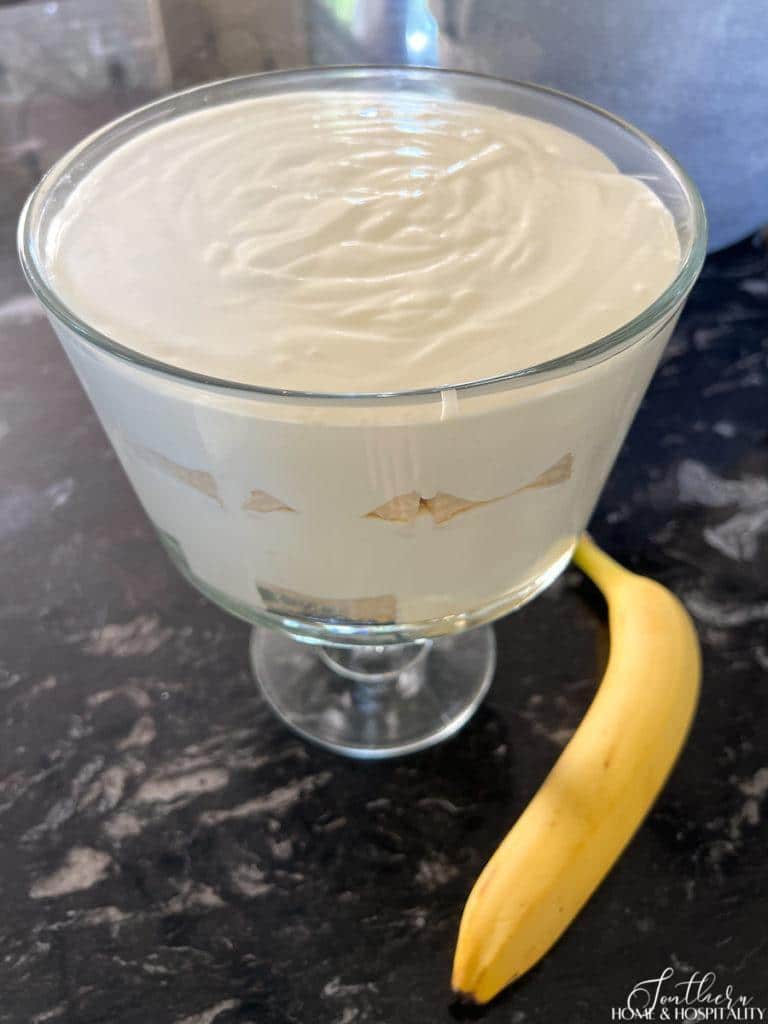 banana pudding in glass trifle dish