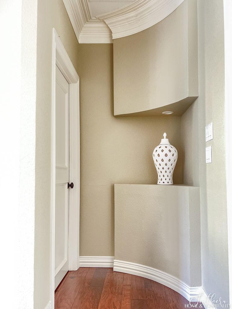 Decorate A Wall Niche