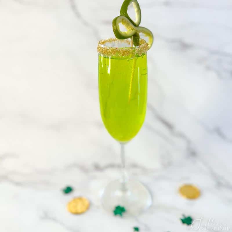 https://southernhomeandhospitality.com/wp-content/uploads/2023/01/Sparkling-Shamrock-Cocktail-9.jpg