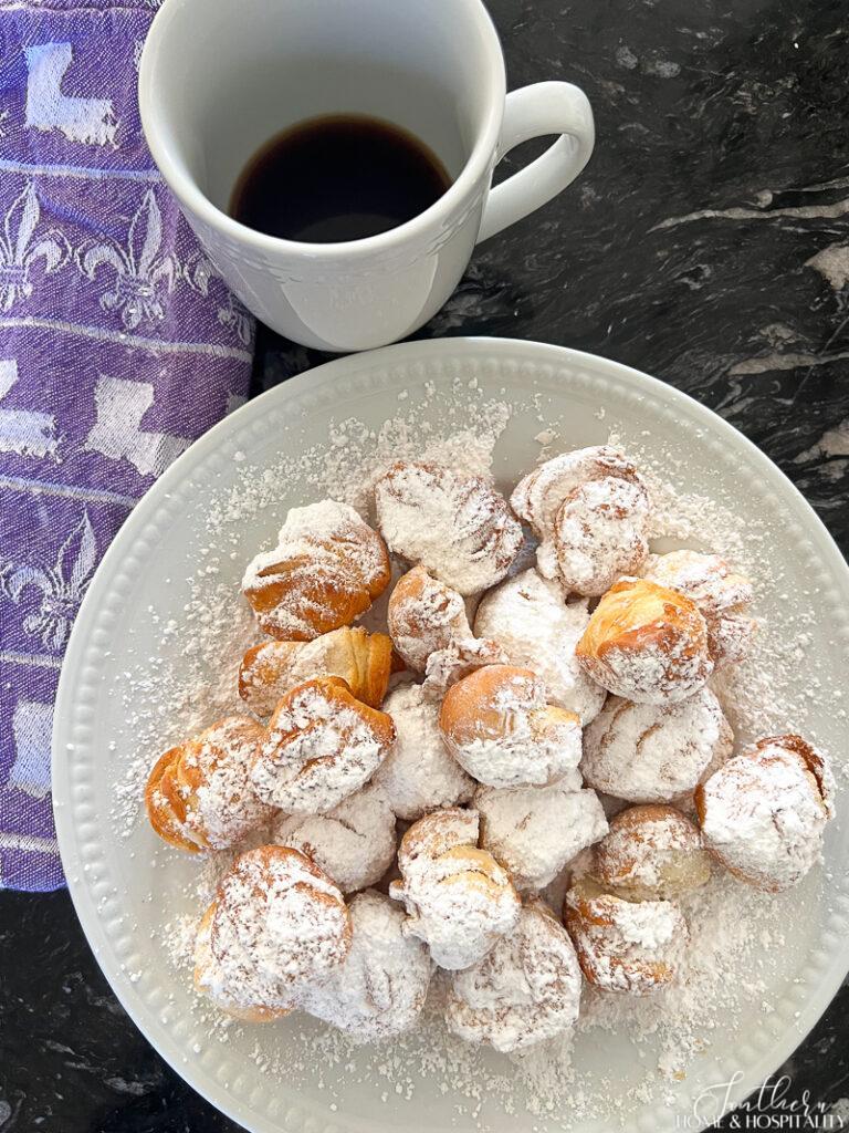 Biscuit beignets and coffee