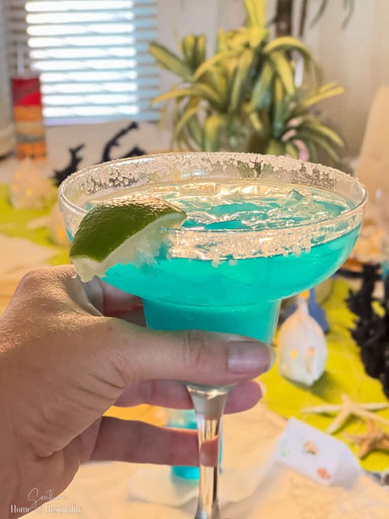 Crush's Wave Water Cocktail