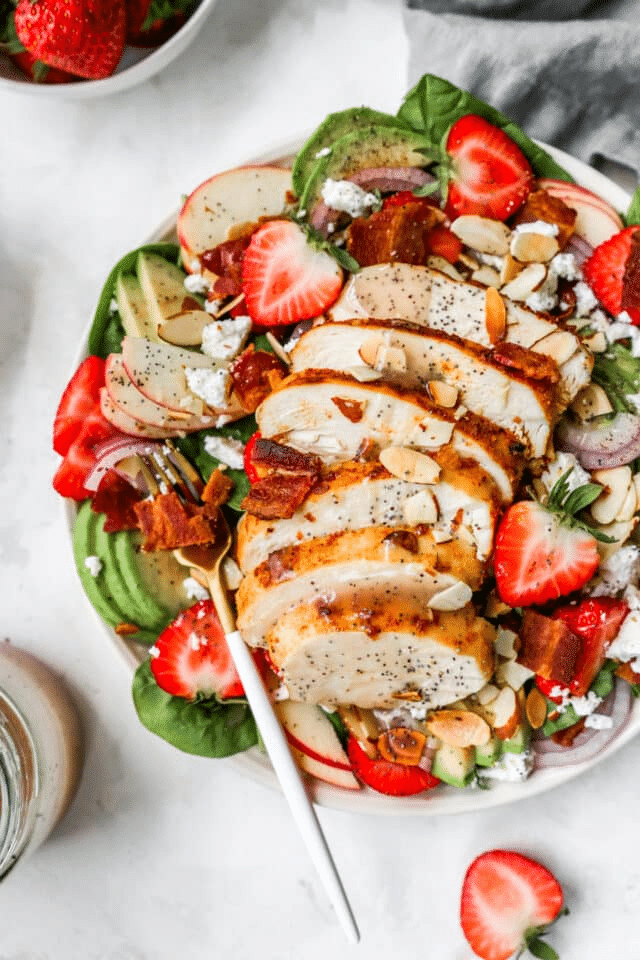 Spinach Strawberry Salad with Poppyseed Dressing