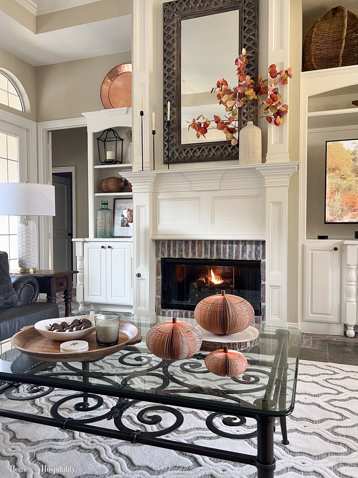Fall Kitchen and Family Room Decorating Ideas for a Cozy Seasonal Home