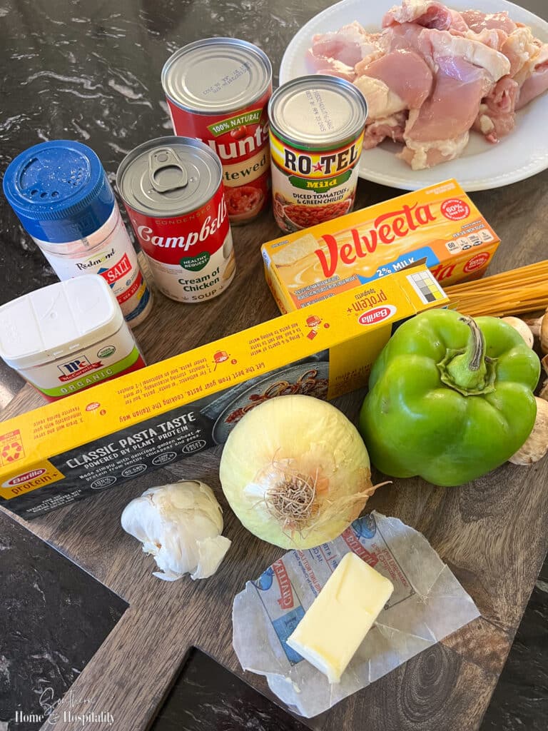 Ingredients to make Texas chicken spaghetti