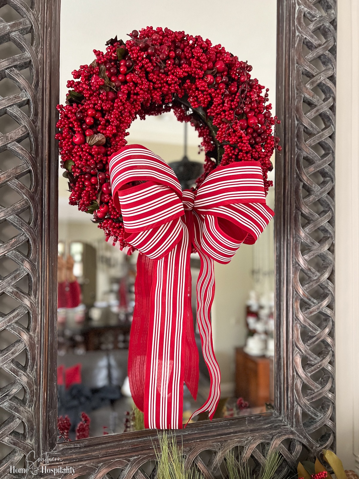 How to Make an Easy Bow for a Wreath in Minutes