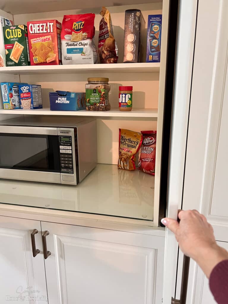 Slide in cabinet doors on kitchen pantry