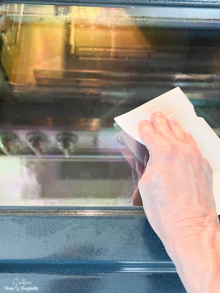 Cleaning oven glass door with Magic Eraser