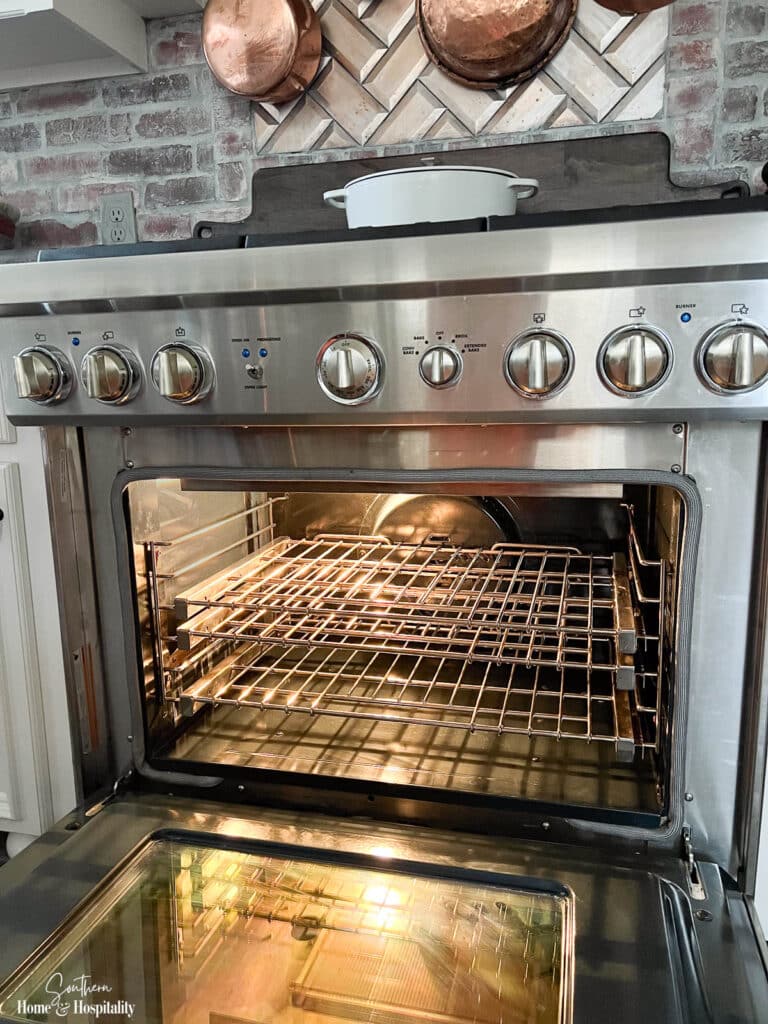 Oven after cleaning with baking soda and vinegar