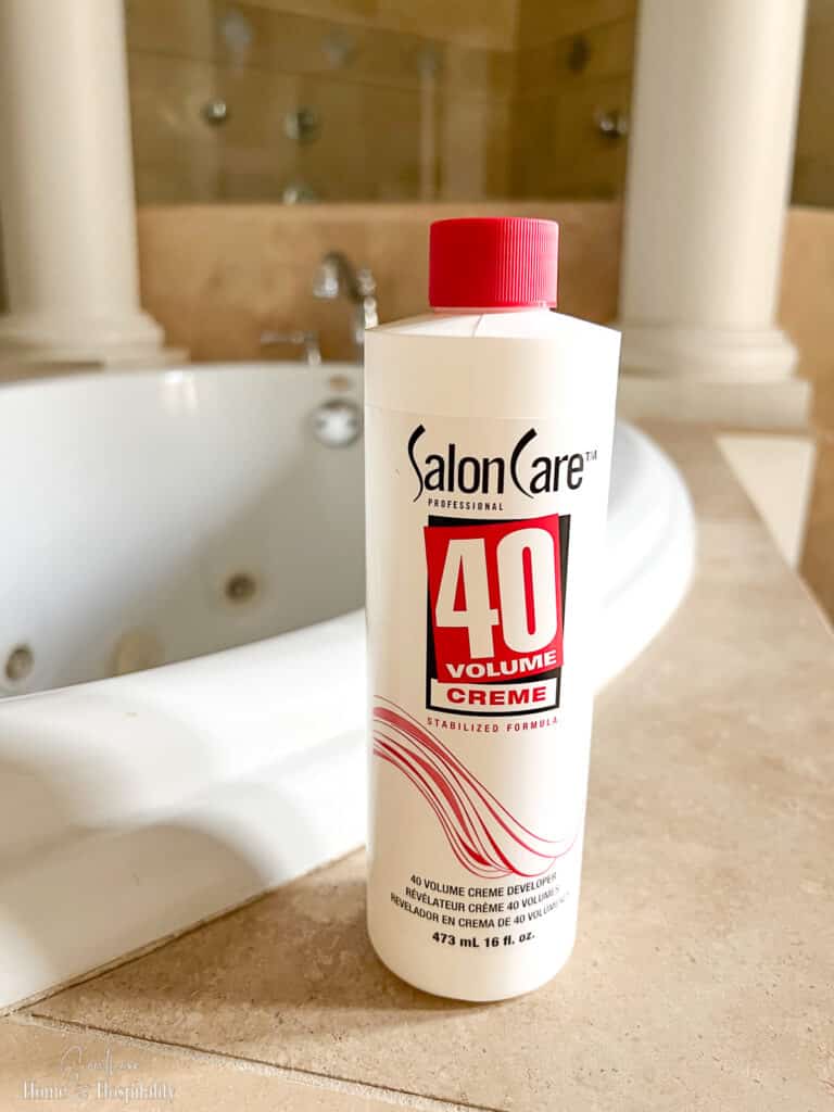 Salon Care creme hair developer to whiten tub parts