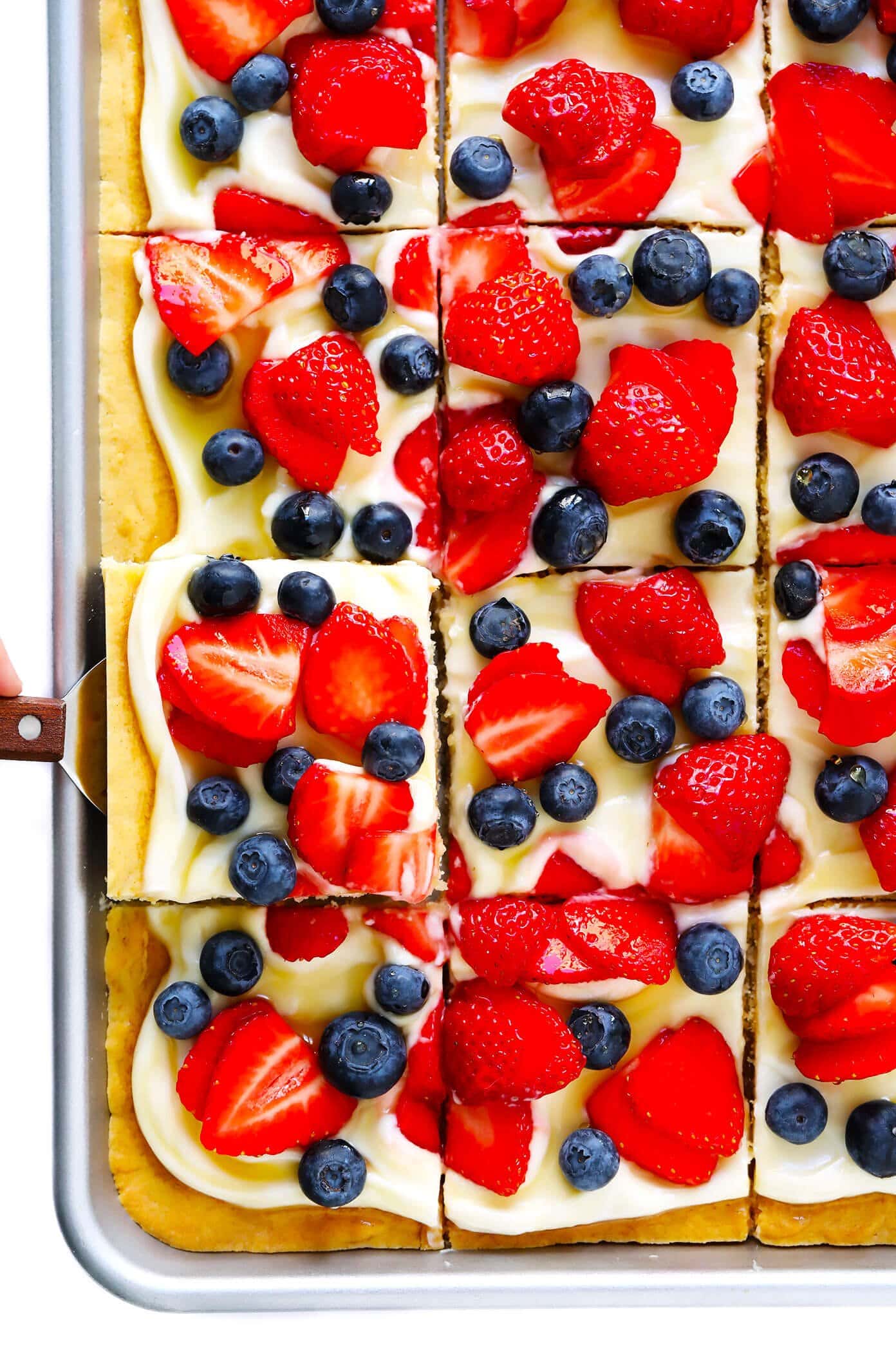 Fruit pizza