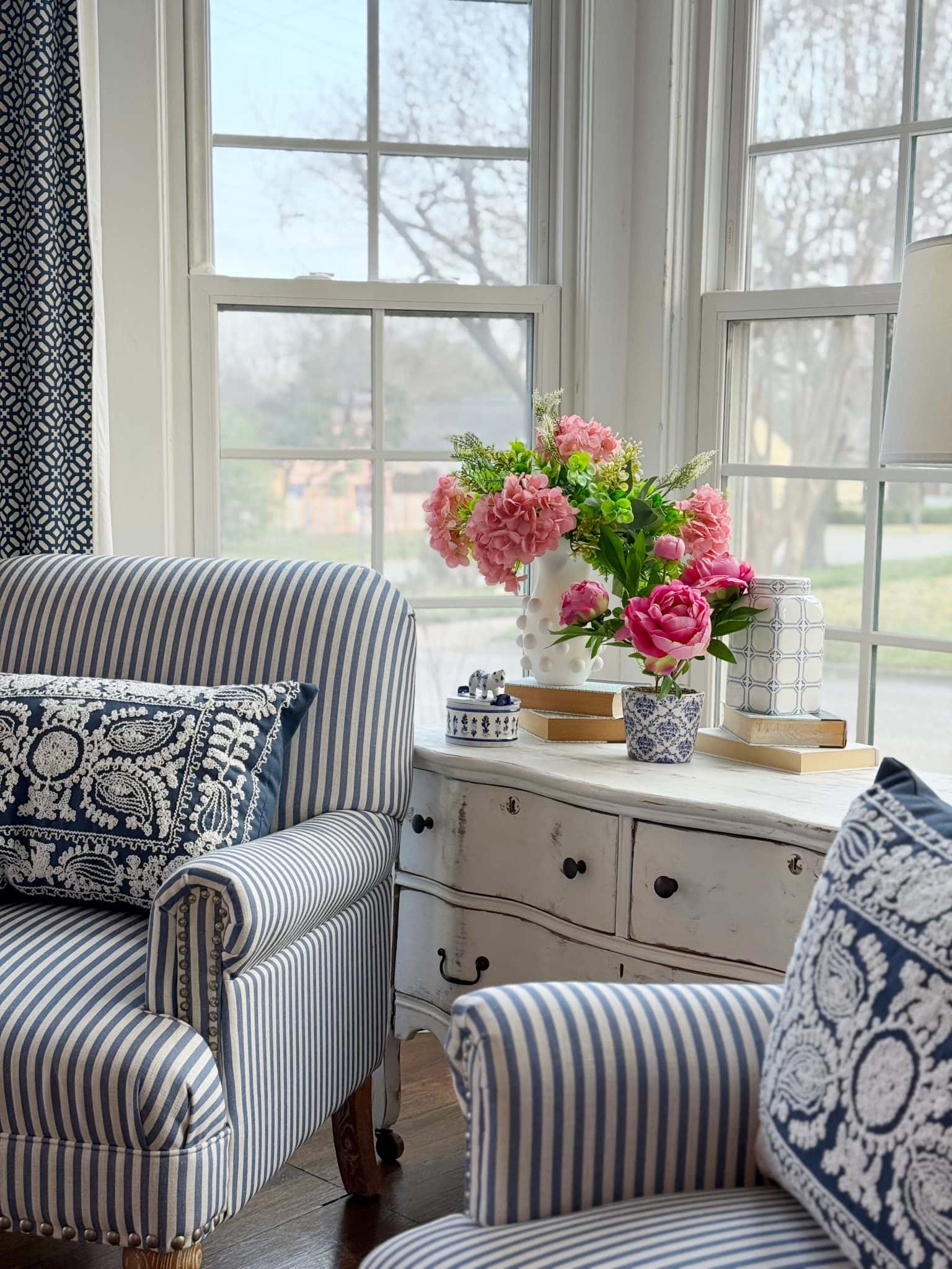 DIY hobnail vase