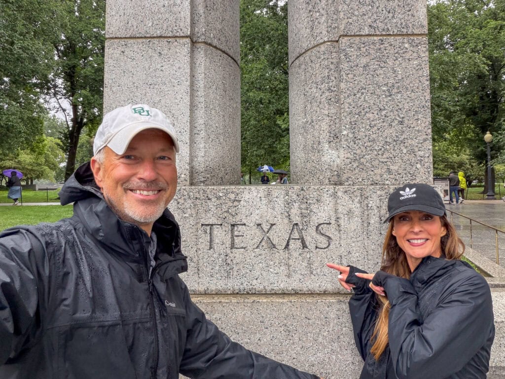 WWII Memorial Texas pedestal