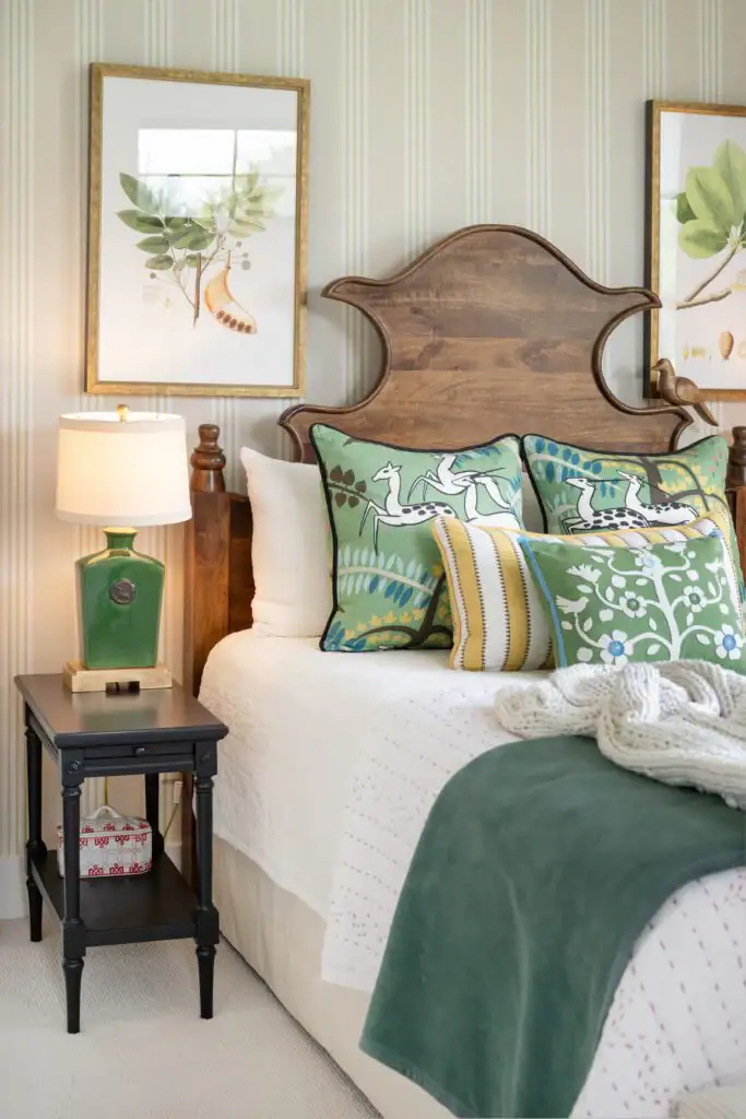Cottage style bedroom