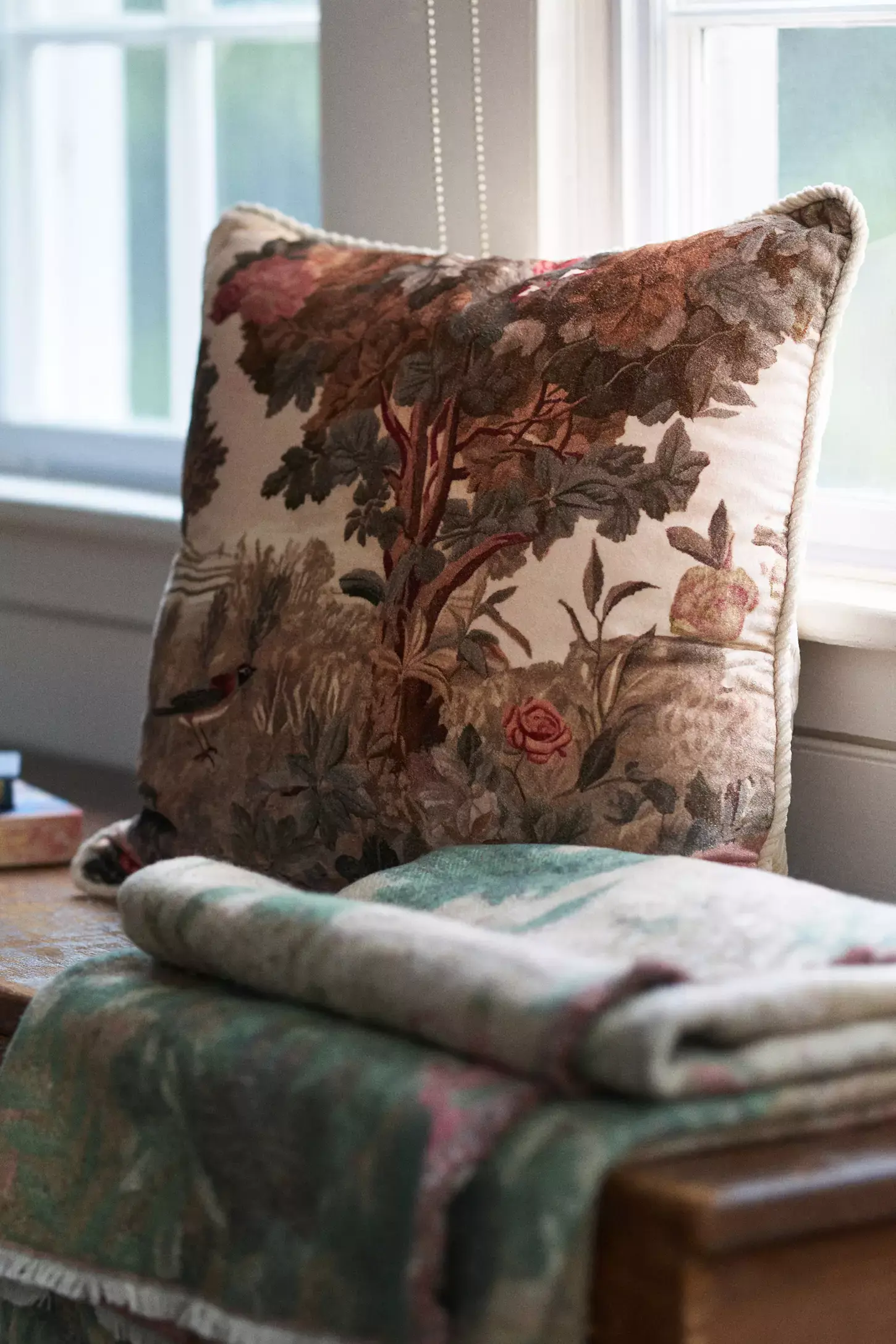 Tapestry pillow